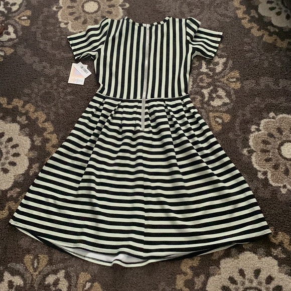NWT Lularoe Amelia Dress - Picture 4 of 6